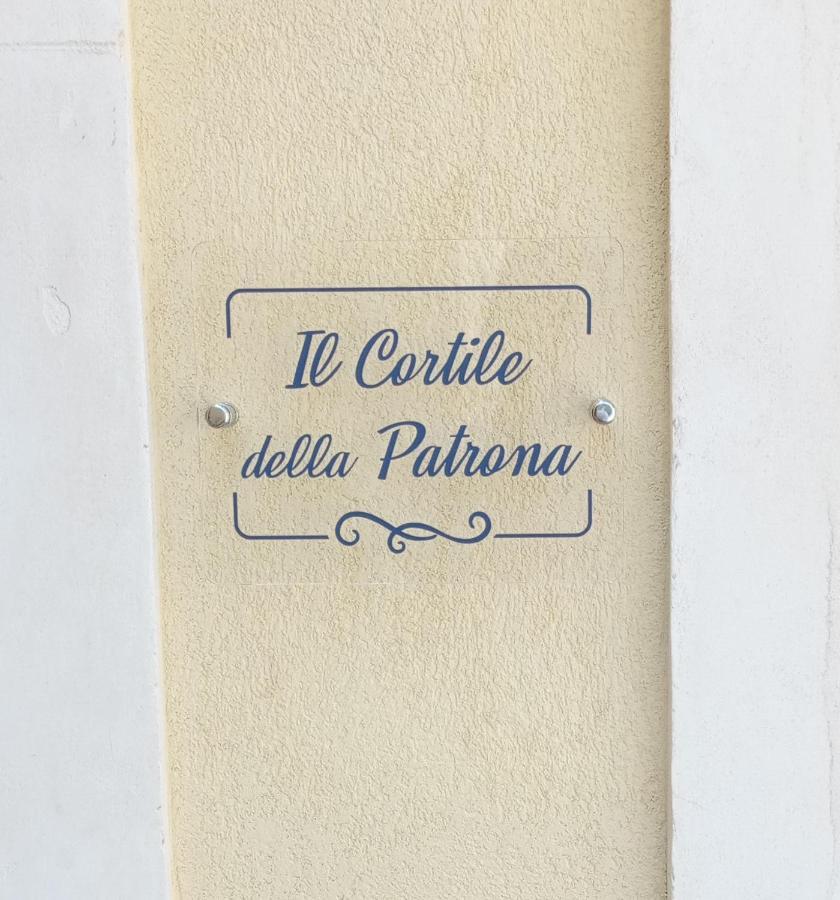 Апартаменты Il Cortile Della Patrona Сиракузы Экстерьер фото